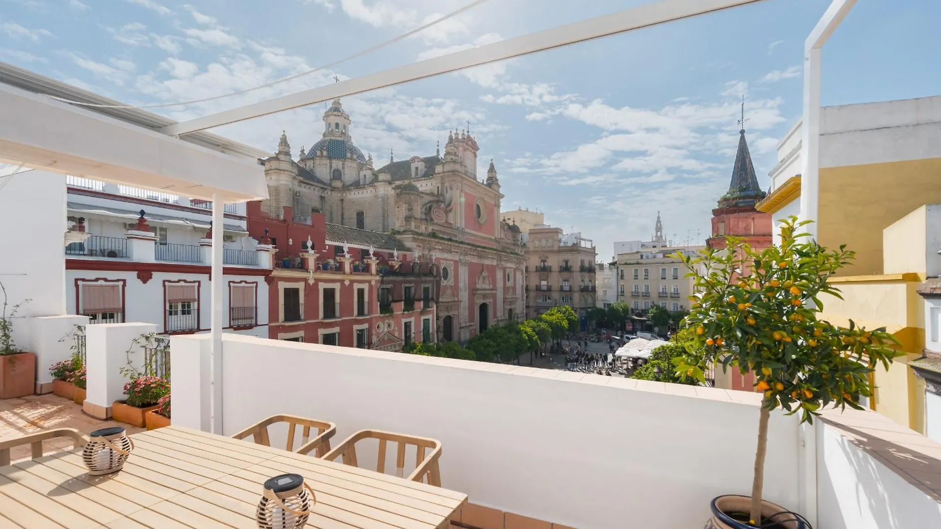 Espectacular 2H 3B Con Terraza Plaza Del Salvador contacts